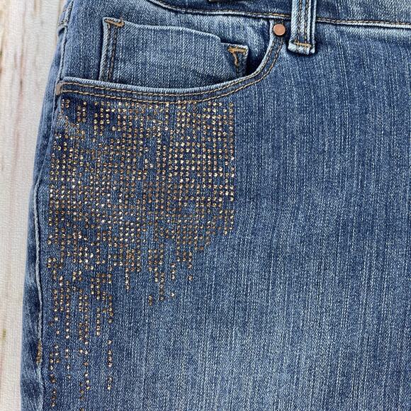 Christopher Banks Straight Jeans Women Size 8 Petite Dark Blue Mid Rise Denim - Picture 2 of 6